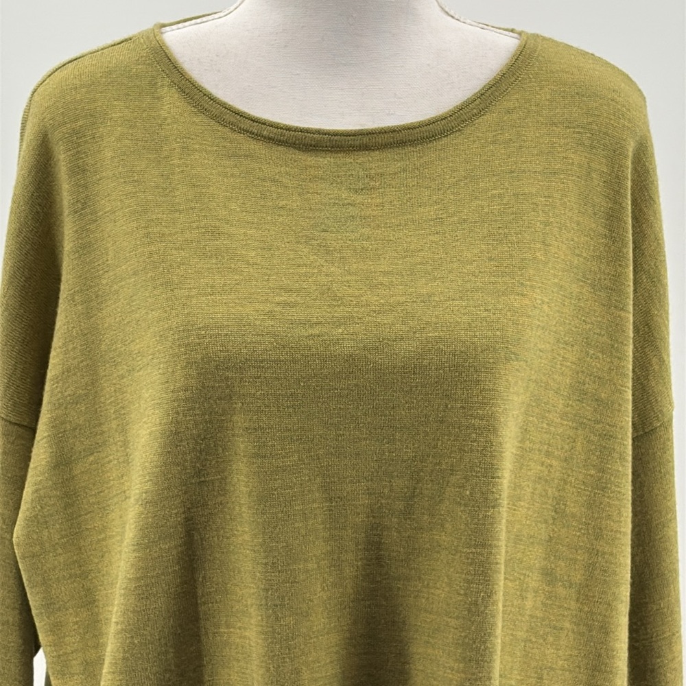 Eileen Fisher 100% Merino Wool Italian Yard Boxy Relaxed Fit Sweater -Size Small View 2
